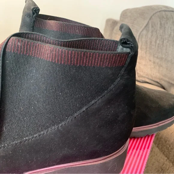 Munroe Black Ankle Boots Suede & Stretch  Fabric 8 - Picture 7 of 8